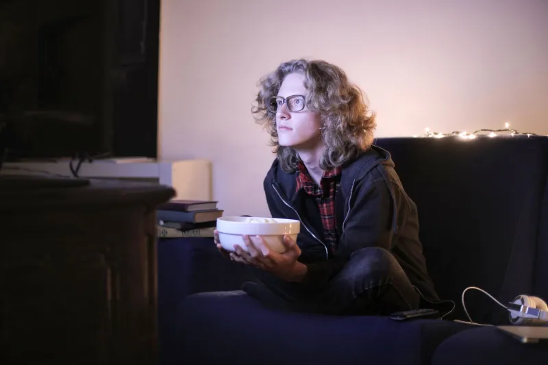 Same Show, Different Couch: The Strange Comfort of Watching It All Over Again