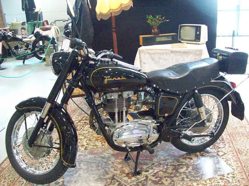 Cut to the Chase: How TikTok Rewired the Language of Film — and Why Hollywood Can't Decide If It's Terrified or Thrilled